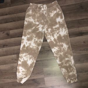Lightly worn. Trendy tie dye sweats. S. SHEIN.